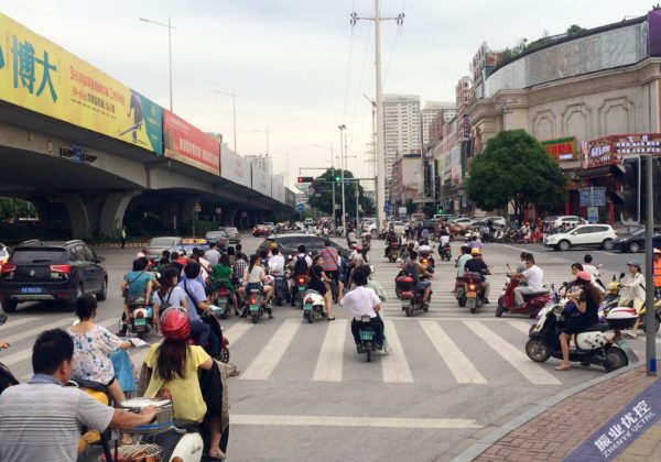 圖1 南寧市非機(jī)動(dòng)車數(shù)量巨大