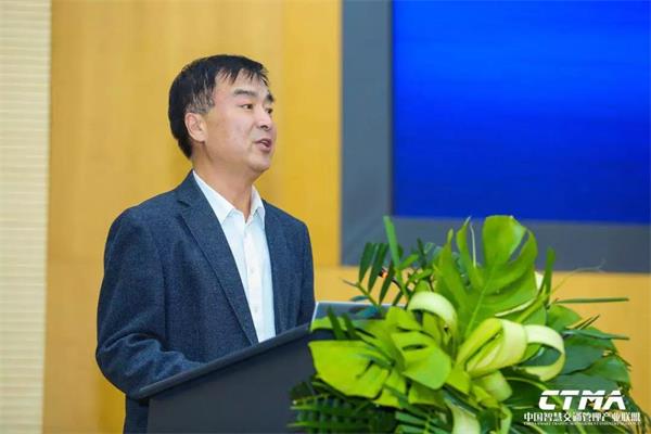 山東省公安廳交通管理局副局長(zhǎng)賈興無(wú)