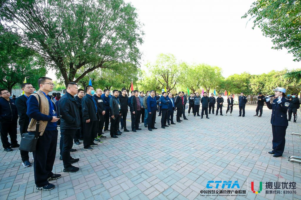 育紅小學(xué)考察