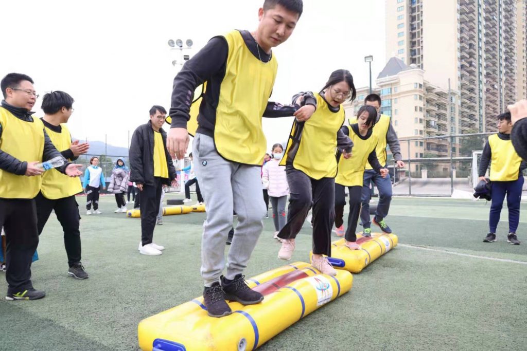 圖4 “同舟共濟”