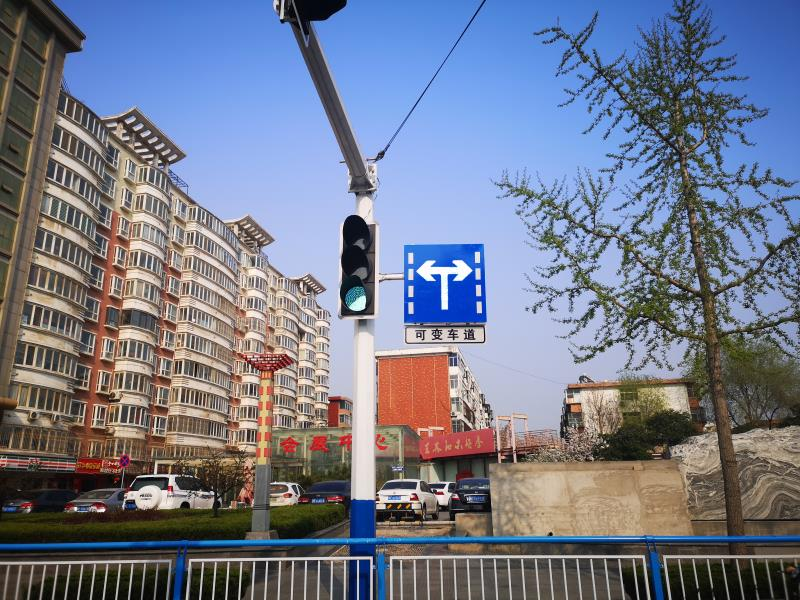 新華路-轉(zhuǎn)運(yùn)街實施“左右可變車道”