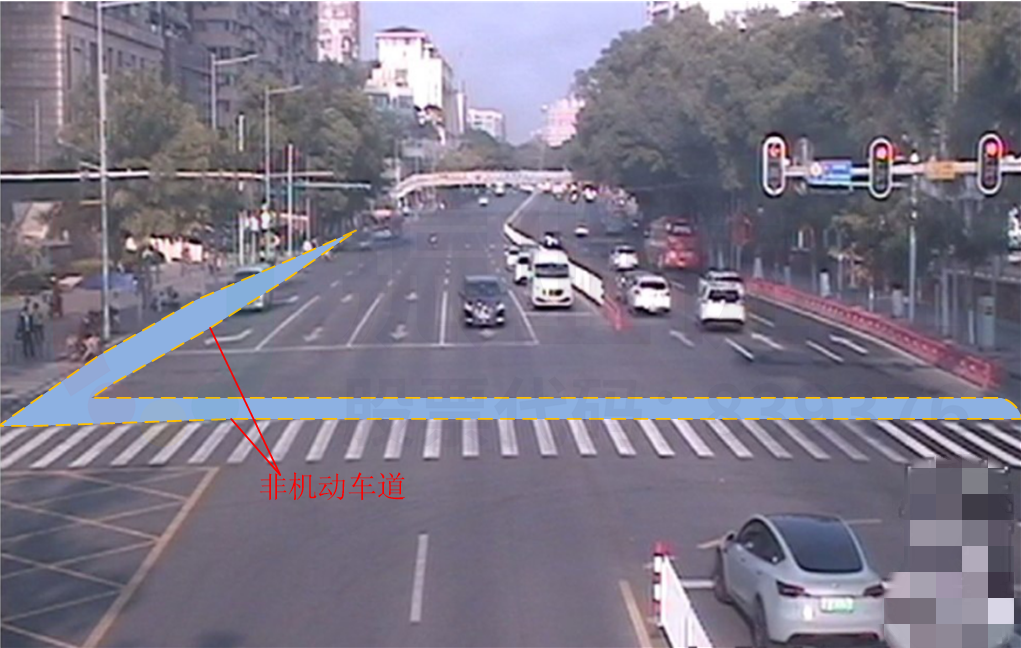 圖11 路口增設非機動車道