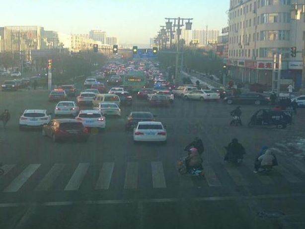 圖11 早高峰消防崗-醫(yī)衛(wèi)崗路段優(yōu)化前后對比